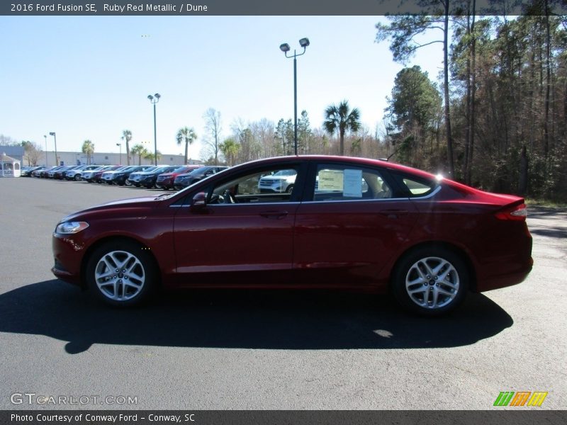 Ruby Red Metallic / Dune 2016 Ford Fusion SE
