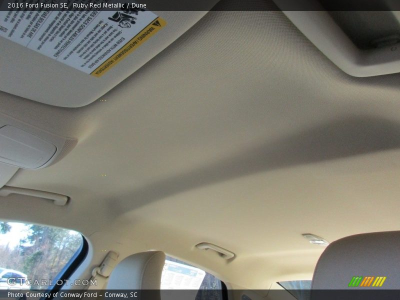 Ruby Red Metallic / Dune 2016 Ford Fusion SE