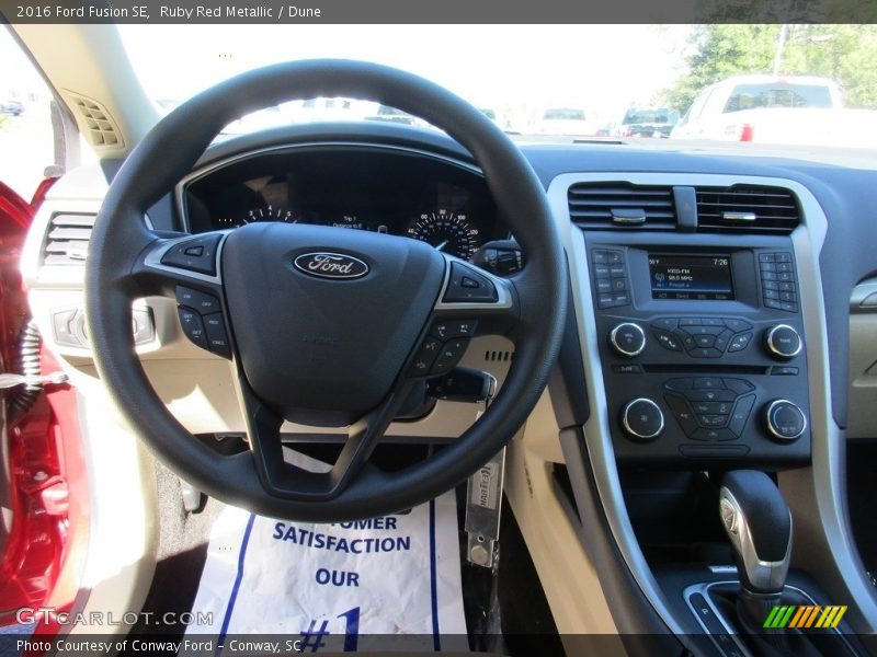 Ruby Red Metallic / Dune 2016 Ford Fusion SE