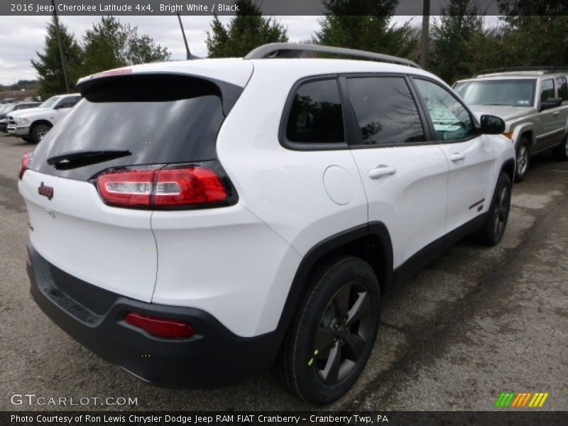 Bright White / Black 2016 Jeep Cherokee Latitude 4x4