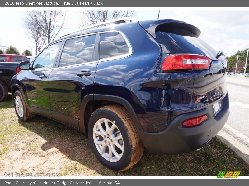 True Blue Pearl / Black 2016 Jeep Cherokee Latitude