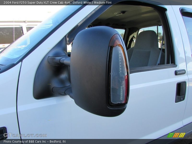 Oxford White / Medium Flint 2004 Ford F250 Super Duty XLT Crew Cab 4x4
