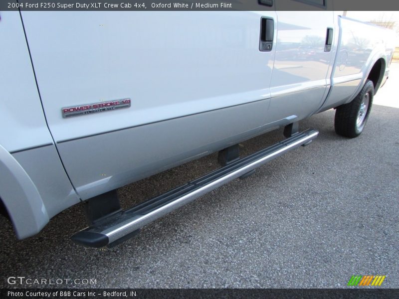 Oxford White / Medium Flint 2004 Ford F250 Super Duty XLT Crew Cab 4x4