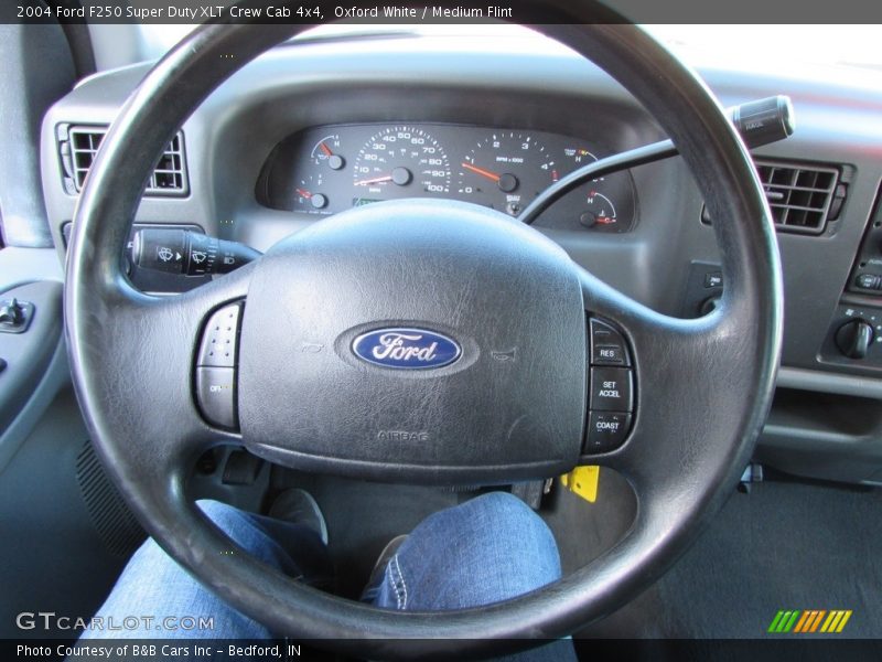 Oxford White / Medium Flint 2004 Ford F250 Super Duty XLT Crew Cab 4x4