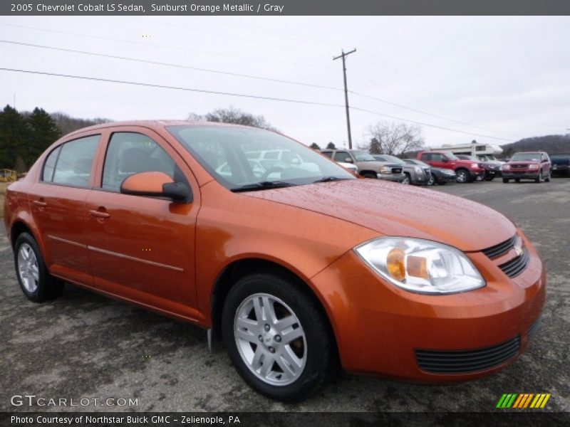 Sunburst Orange Metallic / Gray 2005 Chevrolet Cobalt LS Sedan