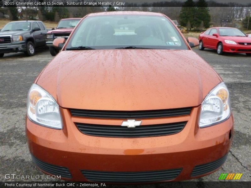 Sunburst Orange Metallic / Gray 2005 Chevrolet Cobalt LS Sedan