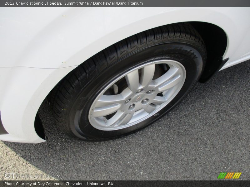 Summit White / Dark Pewter/Dark Titanium 2013 Chevrolet Sonic LT Sedan