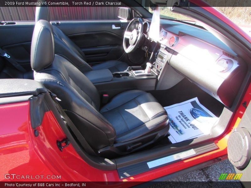 Torch Red / Dark Charcoal 2009 Ford Mustang V6 Convertible