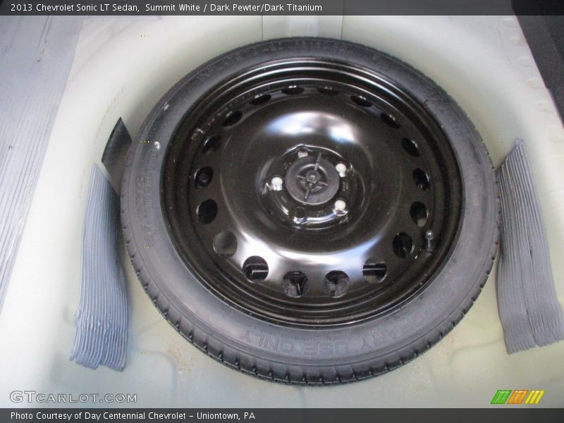 Summit White / Dark Pewter/Dark Titanium 2013 Chevrolet Sonic LT Sedan