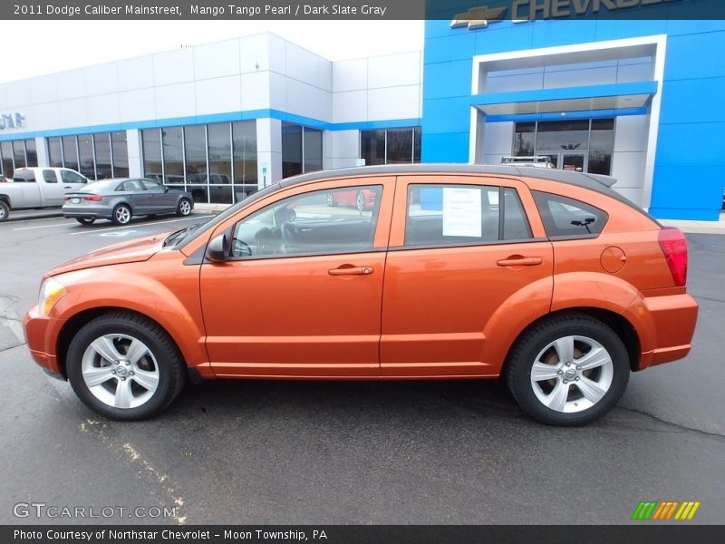 Mango Tango Pearl / Dark Slate Gray 2011 Dodge Caliber Mainstreet