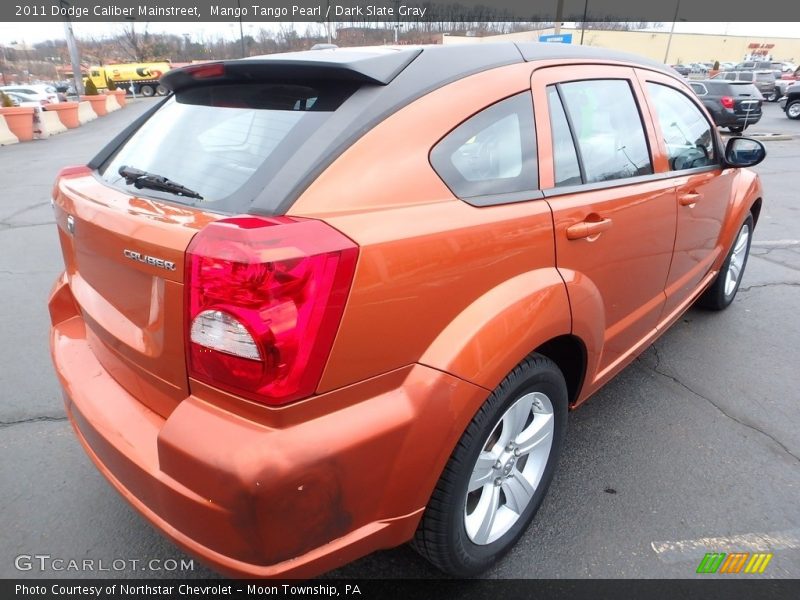Mango Tango Pearl / Dark Slate Gray 2011 Dodge Caliber Mainstreet