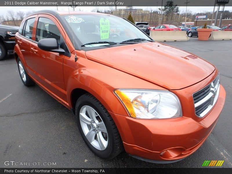 Mango Tango Pearl / Dark Slate Gray 2011 Dodge Caliber Mainstreet