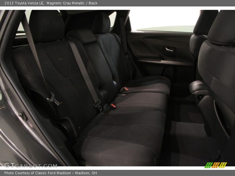 Magnetic Gray Metallic / Black 2013 Toyota Venza LE