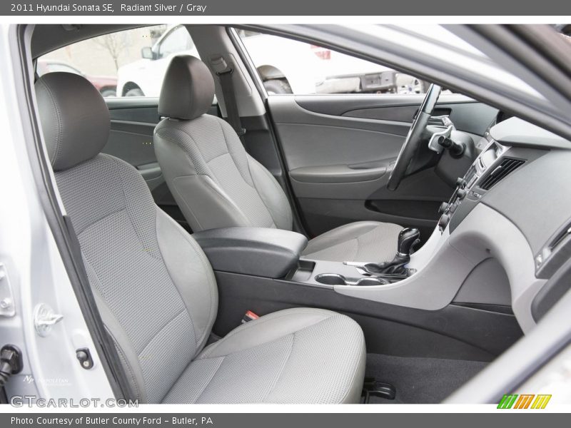 Radiant Silver / Gray 2011 Hyundai Sonata SE