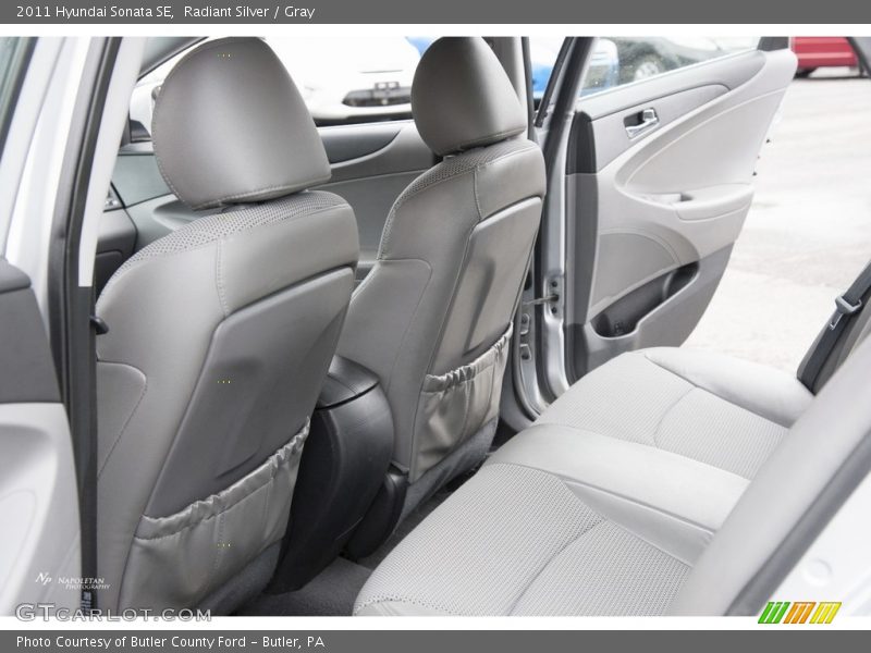 Radiant Silver / Gray 2011 Hyundai Sonata SE