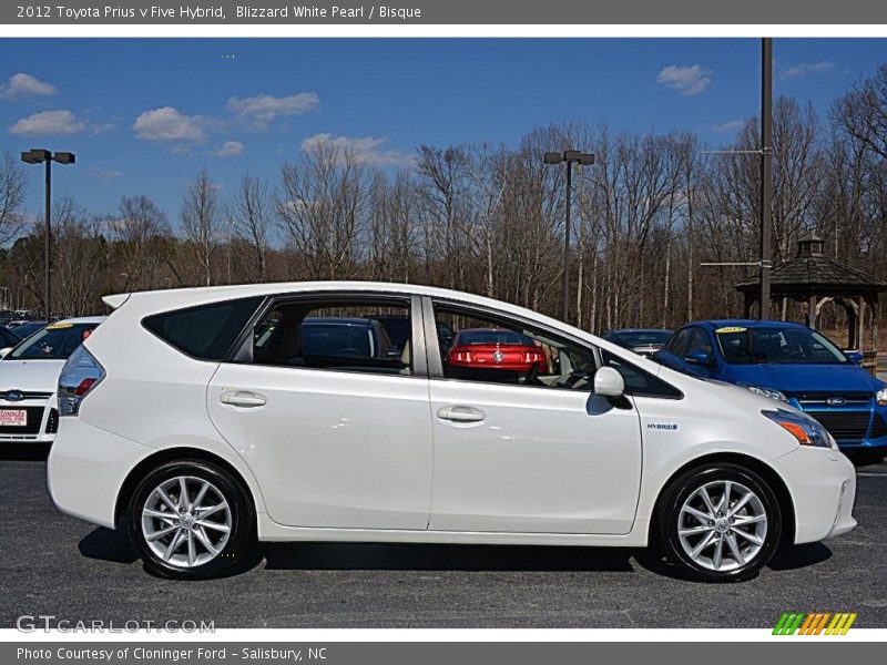 Blizzard White Pearl / Bisque 2012 Toyota Prius v Five Hybrid