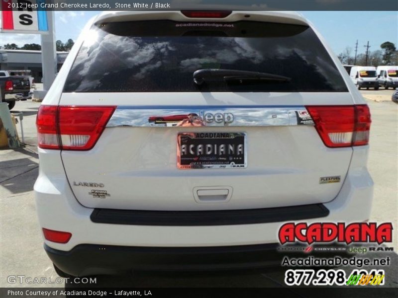 Stone White / Black 2012 Jeep Grand Cherokee Laredo