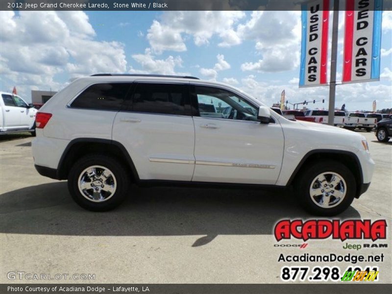 Stone White / Black 2012 Jeep Grand Cherokee Laredo