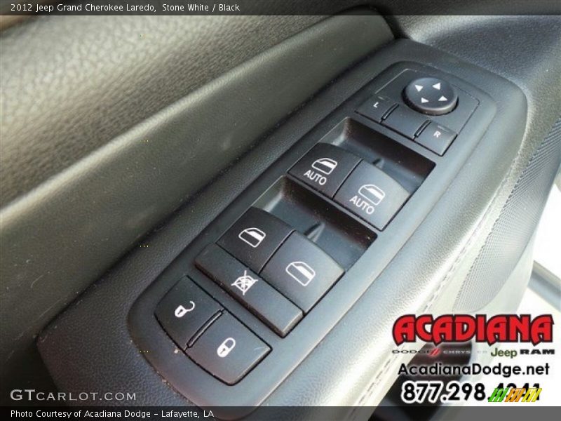 Stone White / Black 2012 Jeep Grand Cherokee Laredo