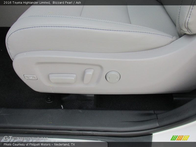 Blizzard Pearl / Ash 2016 Toyota Highlander Limited