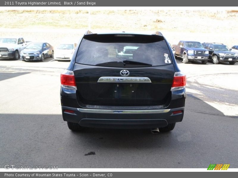 Black / Sand Beige 2011 Toyota Highlander Limited