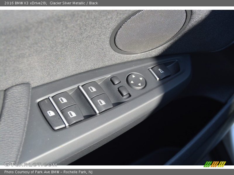 Glacier Silver Metallic / Black 2016 BMW X3 xDrive28i