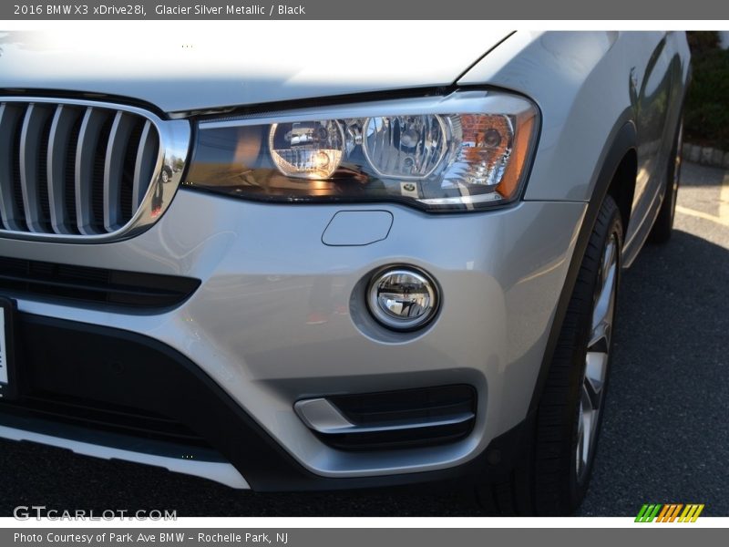 Glacier Silver Metallic / Black 2016 BMW X3 xDrive28i