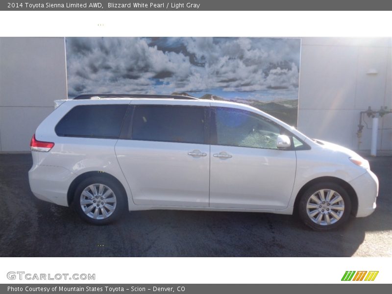 Blizzard White Pearl / Light Gray 2014 Toyota Sienna Limited AWD