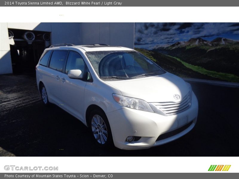 Blizzard White Pearl / Light Gray 2014 Toyota Sienna Limited AWD