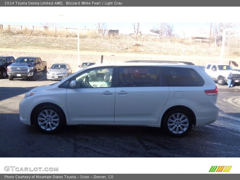 Blizzard White Pearl / Light Gray 2014 Toyota Sienna Limited AWD