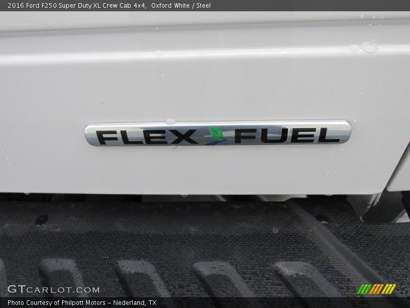 Oxford White / Steel 2016 Ford F250 Super Duty XL Crew Cab 4x4