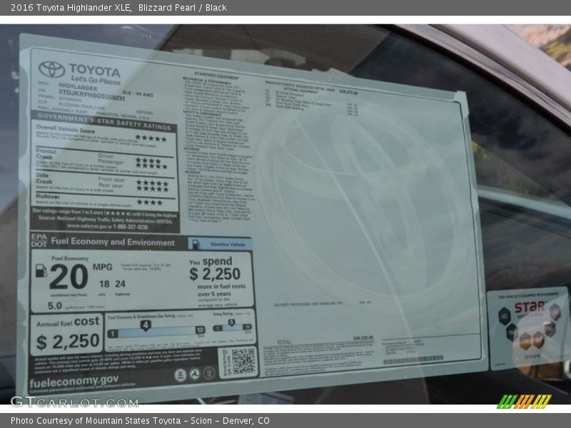 Blizzard Pearl / Black 2016 Toyota Highlander XLE