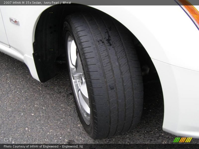 Ivory Pearl / Wheat 2007 Infiniti M 35x Sedan