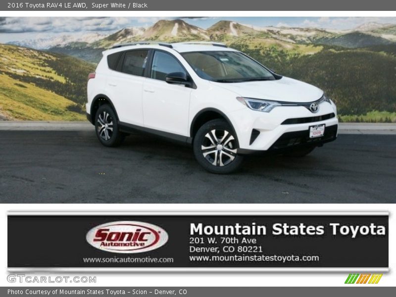 Super White / Black 2016 Toyota RAV4 LE AWD