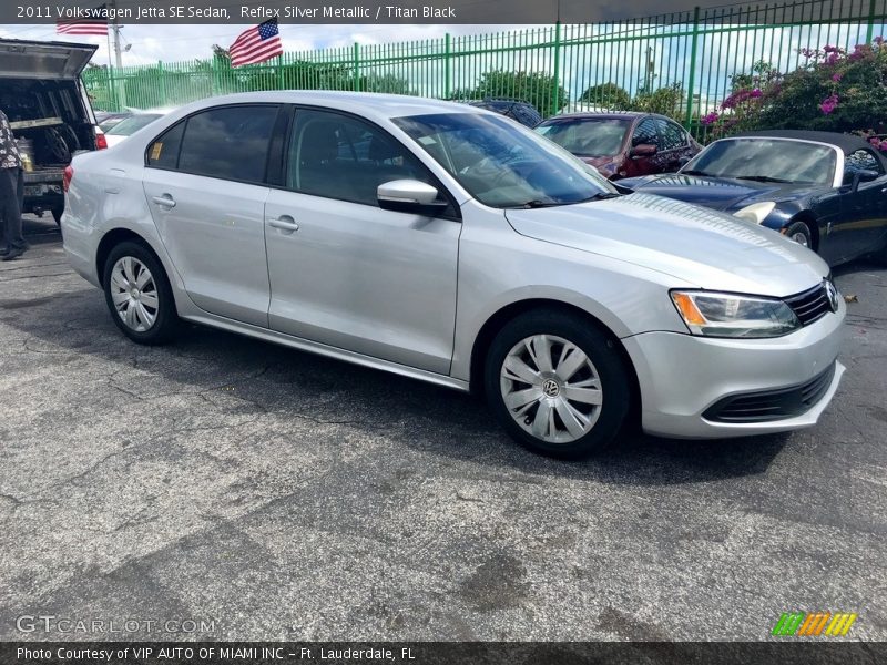 Reflex Silver Metallic / Titan Black 2011 Volkswagen Jetta SE Sedan