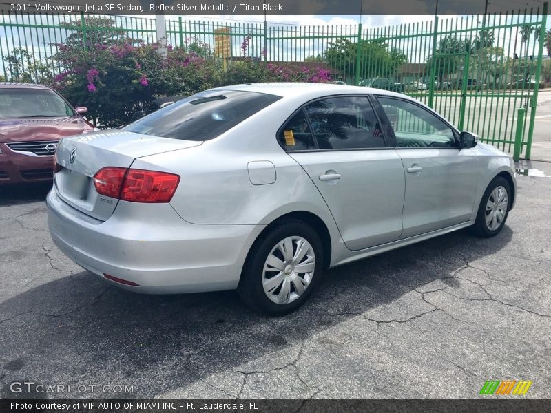 Reflex Silver Metallic / Titan Black 2011 Volkswagen Jetta SE Sedan