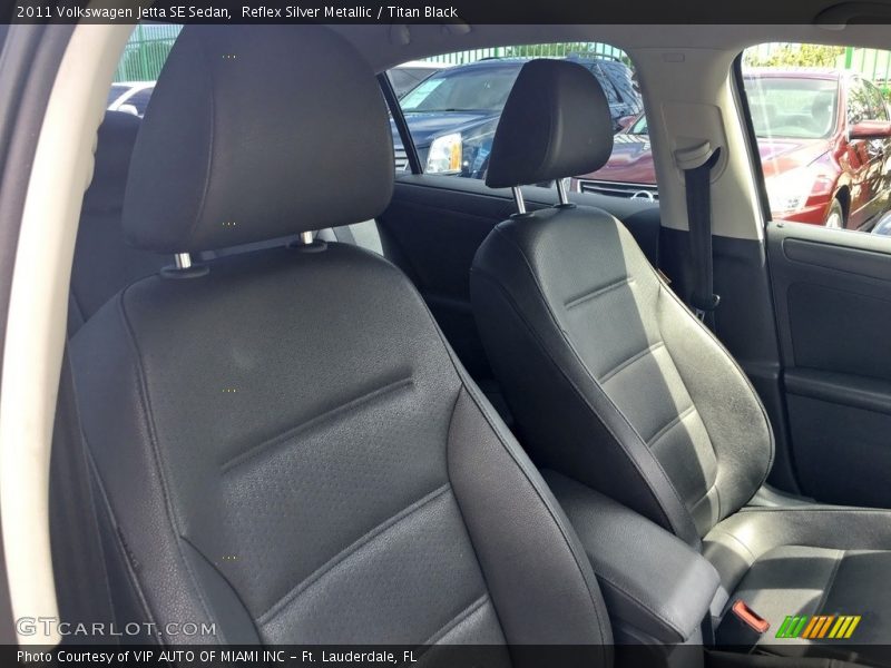 Reflex Silver Metallic / Titan Black 2011 Volkswagen Jetta SE Sedan