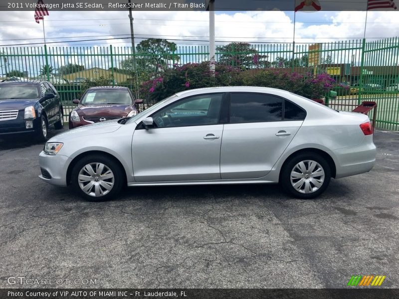 Reflex Silver Metallic / Titan Black 2011 Volkswagen Jetta SE Sedan