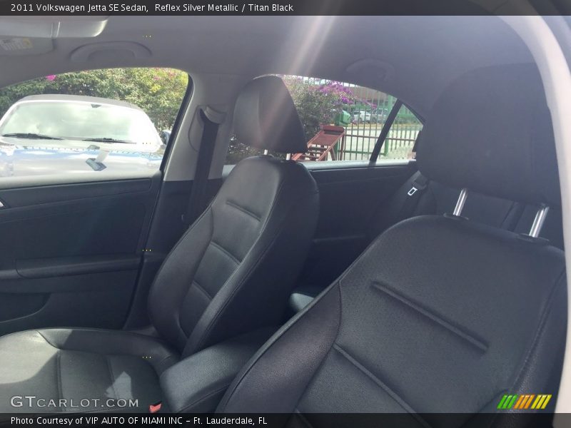 Reflex Silver Metallic / Titan Black 2011 Volkswagen Jetta SE Sedan