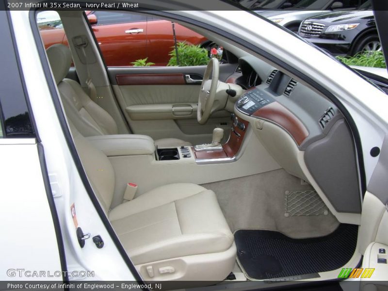 Ivory Pearl / Wheat 2007 Infiniti M 35x Sedan