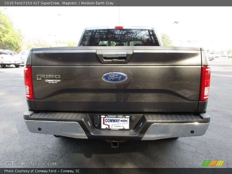 Magnetic / Medium Earth Gray 2016 Ford F150 XLT SuperCrew
