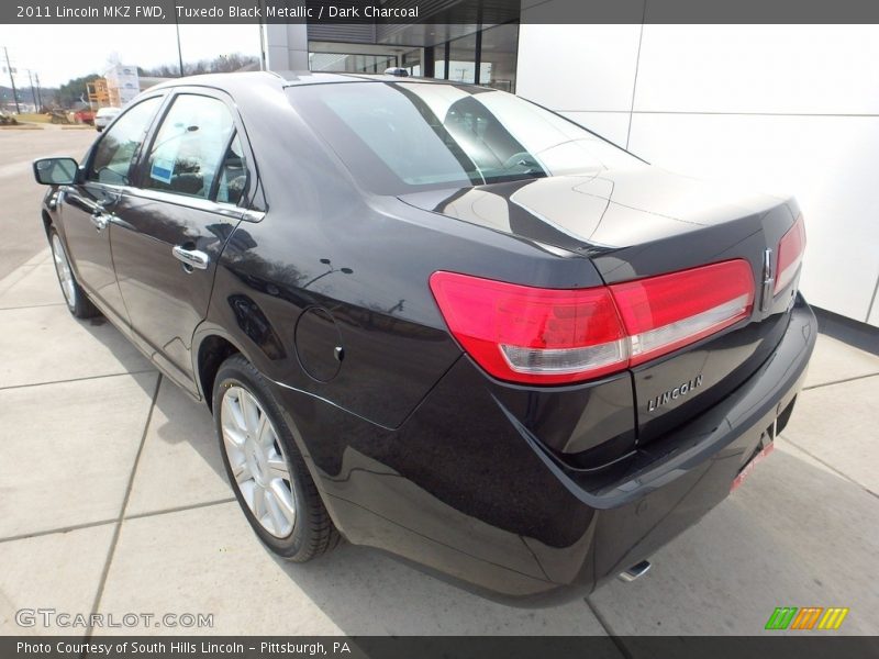 Tuxedo Black Metallic / Dark Charcoal 2011 Lincoln MKZ FWD