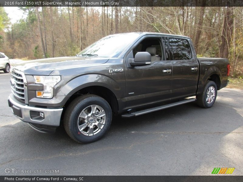 Magnetic / Medium Earth Gray 2016 Ford F150 XLT SuperCrew