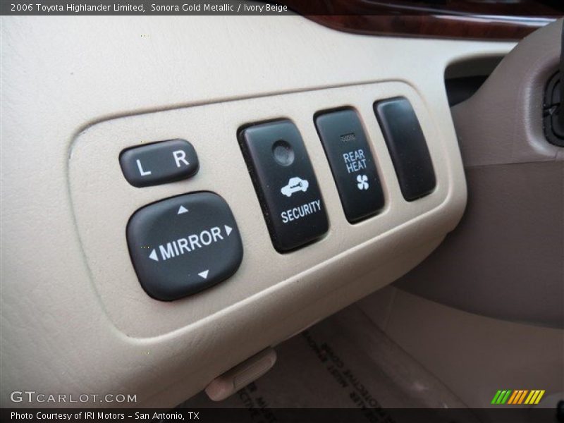 Sonora Gold Metallic / Ivory Beige 2006 Toyota Highlander Limited