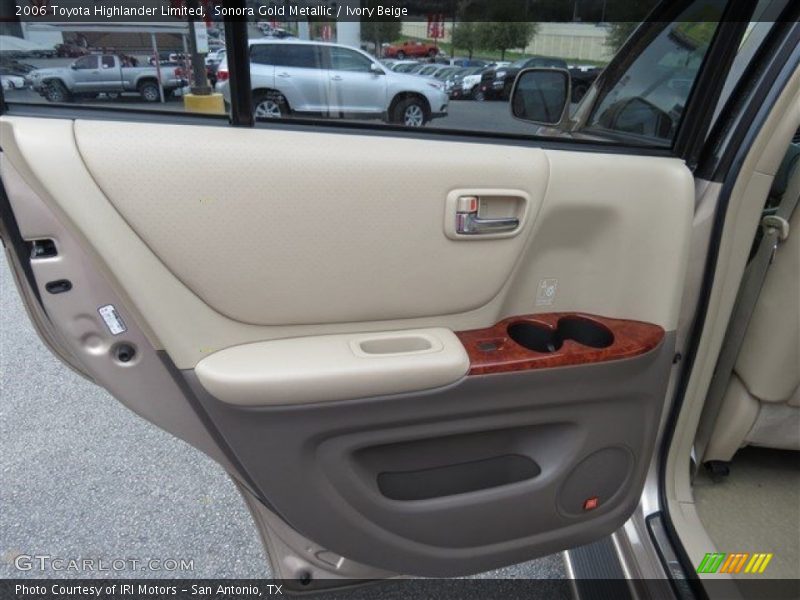 Sonora Gold Metallic / Ivory Beige 2006 Toyota Highlander Limited