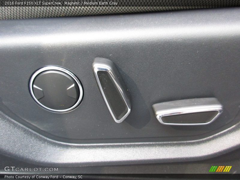 Magnetic / Medium Earth Gray 2016 Ford F150 XLT SuperCrew