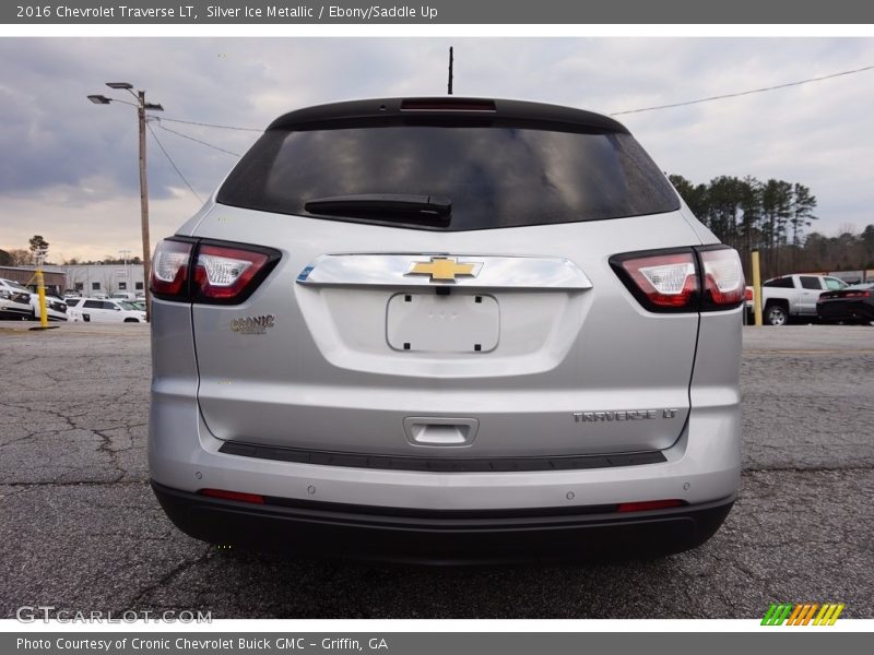 Silver Ice Metallic / Ebony/Saddle Up 2016 Chevrolet Traverse LT