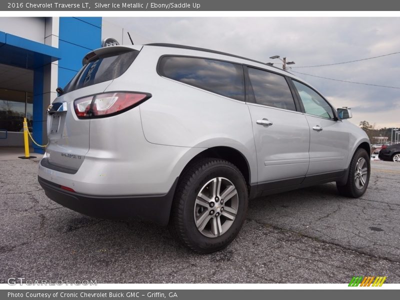 Silver Ice Metallic / Ebony/Saddle Up 2016 Chevrolet Traverse LT