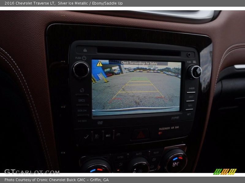 Silver Ice Metallic / Ebony/Saddle Up 2016 Chevrolet Traverse LT