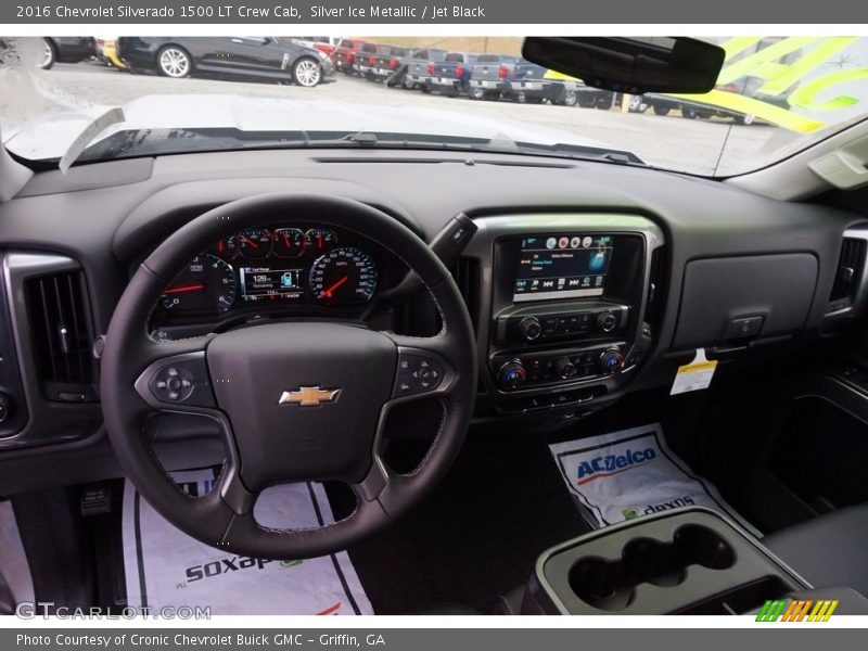 Silver Ice Metallic / Jet Black 2016 Chevrolet Silverado 1500 LT Crew Cab
